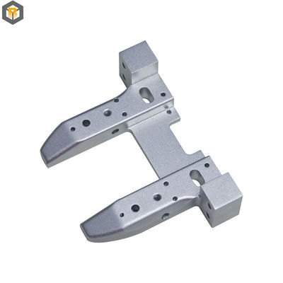 Produção em massa Partes de eixo de torneamento de anodização negra para usinagem CNC de 4 eixos em liga