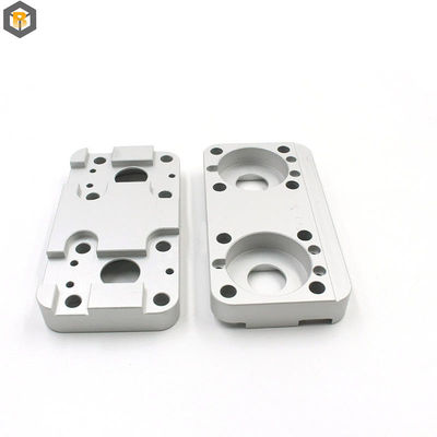 Alta precisão 5 eixos Peek moagem de plástico de torneamento Machined Custom parte para máquina CNC