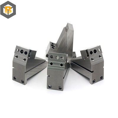 Ferro inoxidável Máquinas de mecanização CNC sob medida