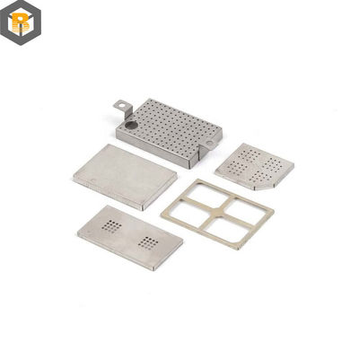 Peças de dobragem de estampação de chapa de aço inoxidável de alumínio personalizada por 2D / 3D / desenho